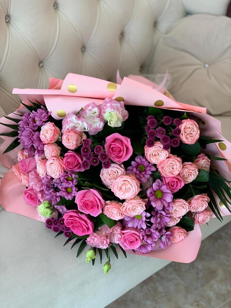 Букет цветов из: Хризантемы, Розы и Лизиантусы в Лысые Горы