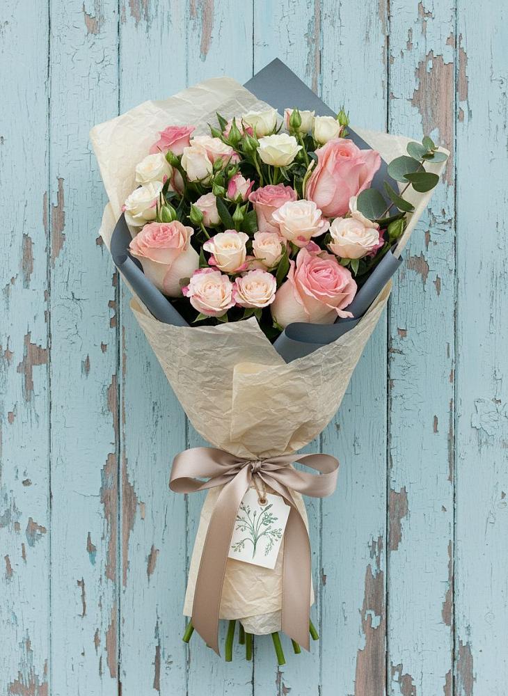 Букет цветов из: Розы в Лысые Горы