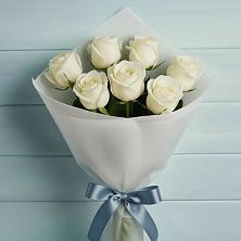 Букет 7 Белых роз Эдлесс Лав в Лысые Горы