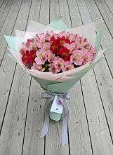 Букет цветов из:  Альстромерии в Лысые Горы