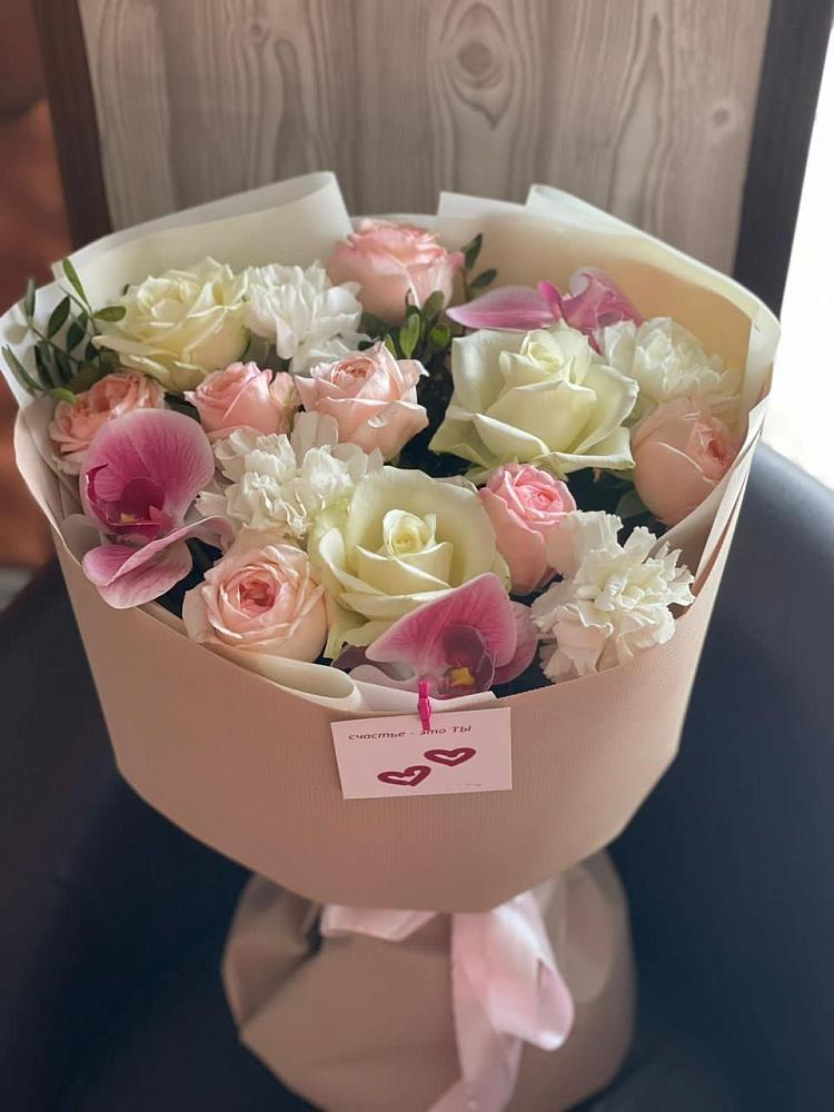 Букет цветов из: Орхидеи, Розы и Гвоздики в Лысые Горы