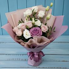 Букет цветов из:  Розы и Лизиантусы в Лысые Горы