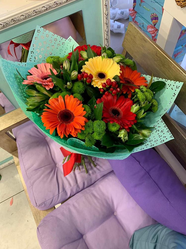 Букет цветов из: Герберы, Хризантемы и Альстромерии в Лысые Горы