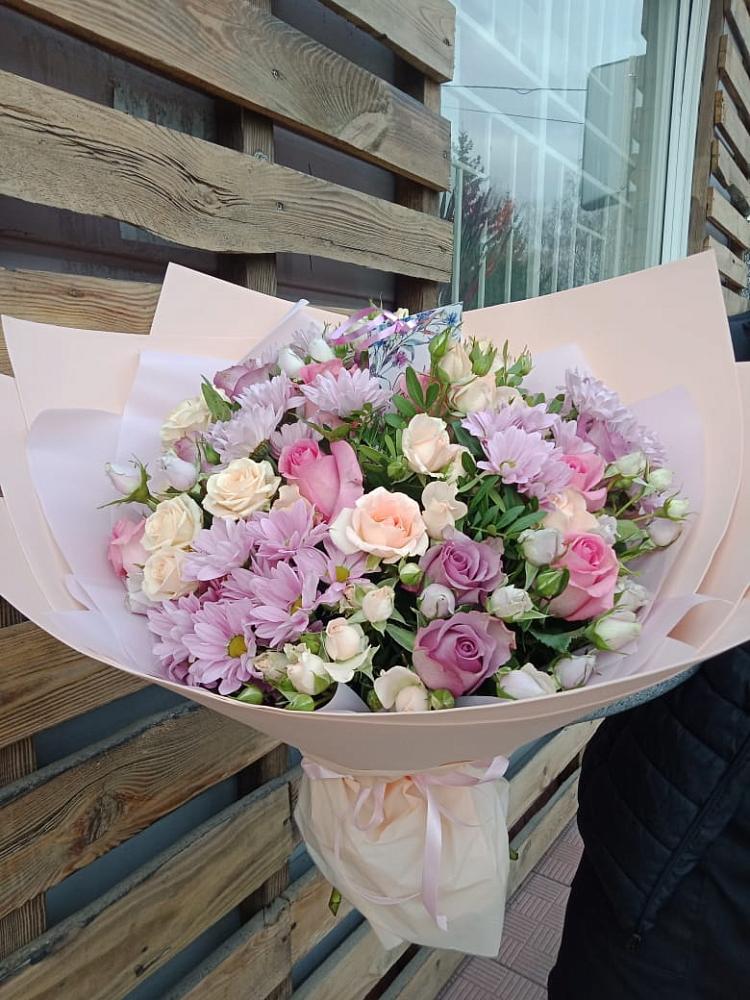 Букет цветов из: Розы и Хризантемы в Лысые Горы