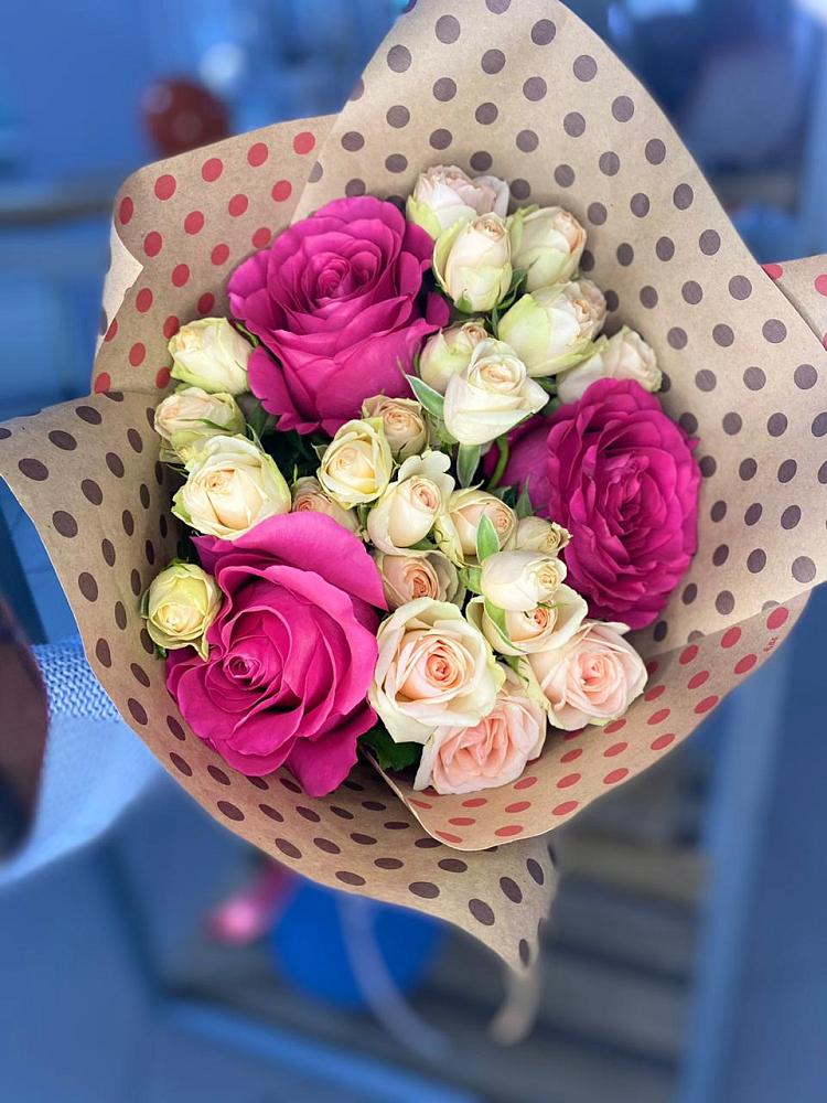 Букет цветов из: Розы в Лысые Горы