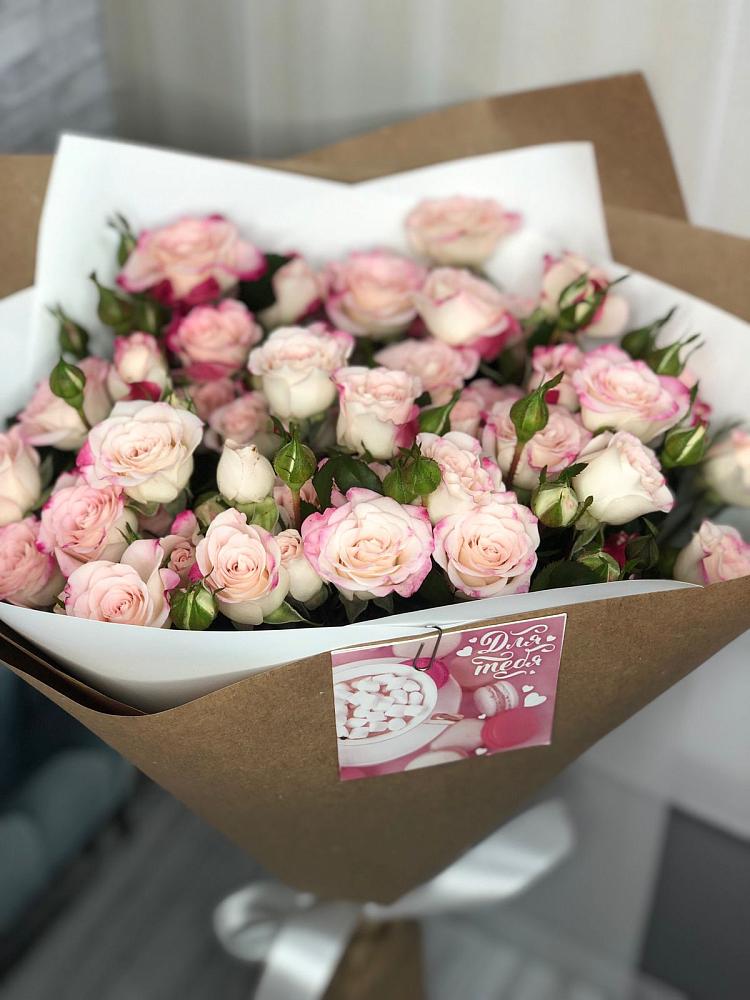 Букет цветов из: Розы в Лысые Горы