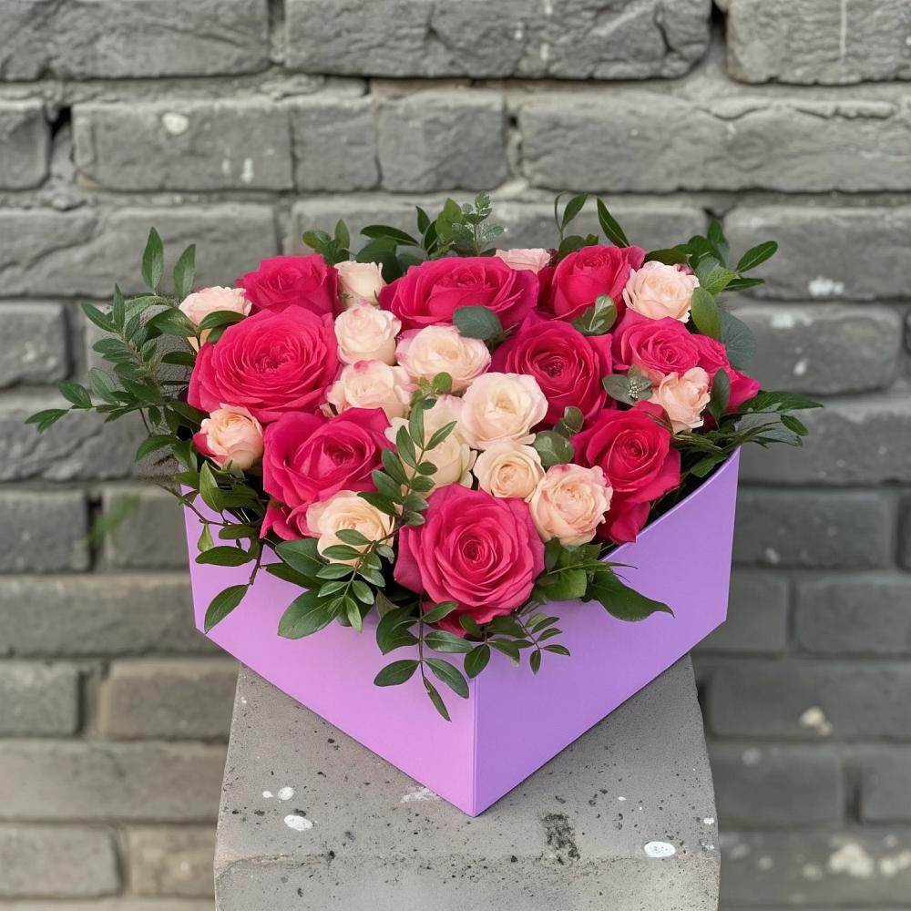 Цветочная композиция из Розы в коробке в Лысые Горы