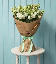 Букет цветов из:  Лизиантусы в Лысые Горы