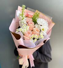 Букет цветов из:  Хризантемы и Розы в Лысые Горы