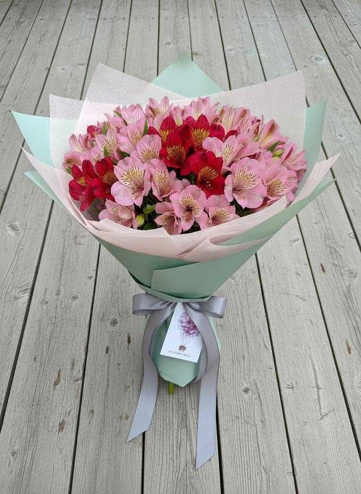 Букет цветов из: Альстромерии в Лысые Горы