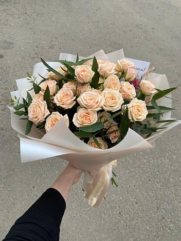 Букет Кремовые розы Латте в Лысые Горы