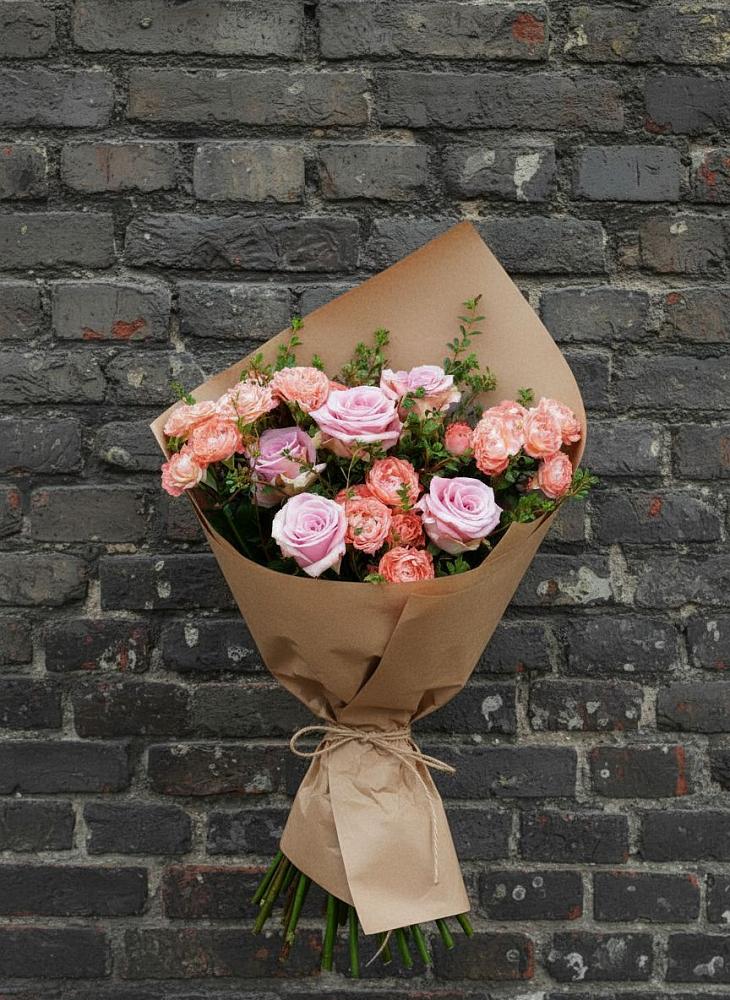 Букет цветов из: Розы в Лысые Горы