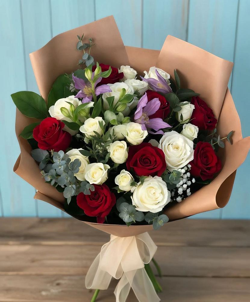 Букет цветов из: Розы и Альстромерии в Лысые Горы